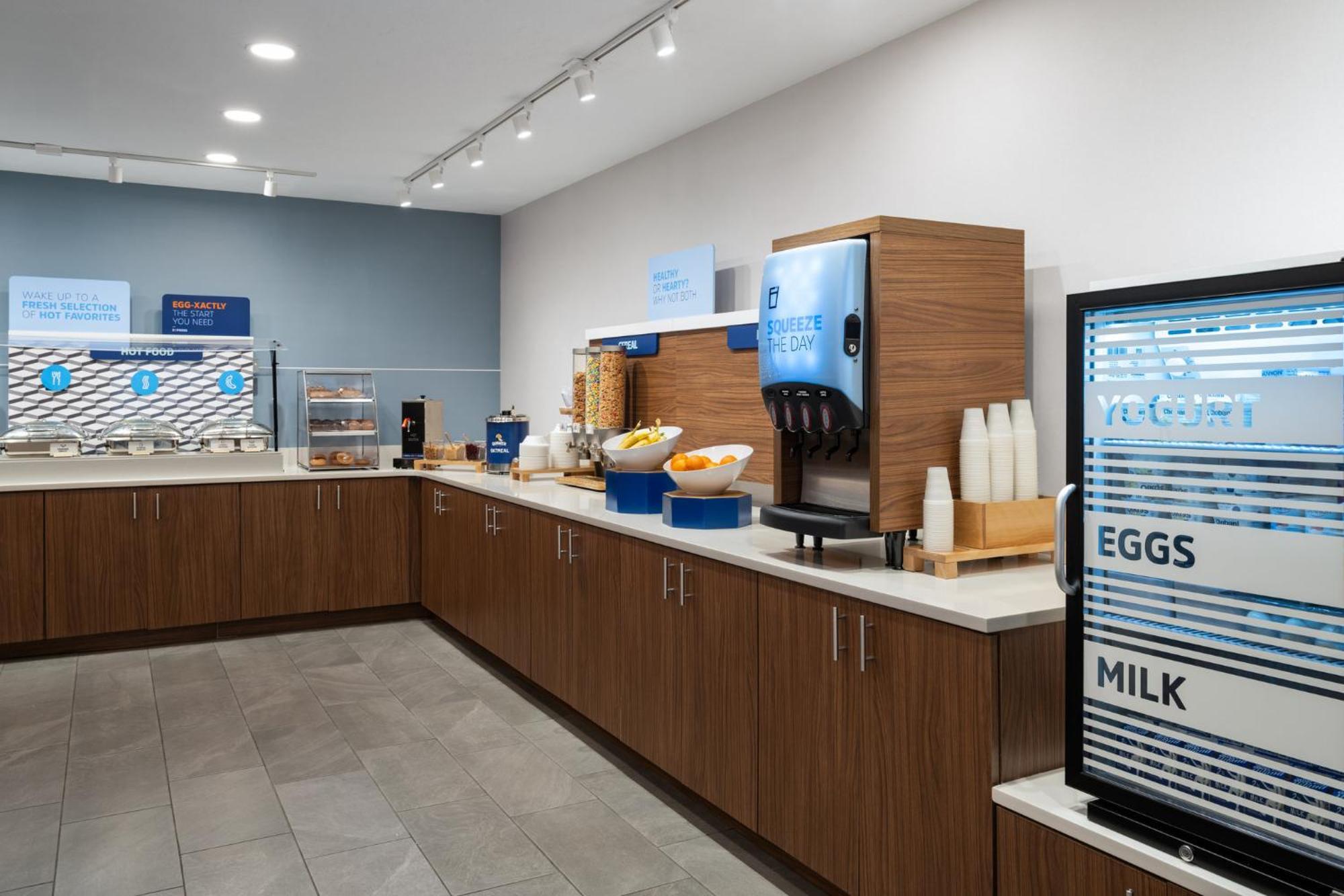 Holiday Inn Express & Suites Midwest City By Ihg Exteriör bild