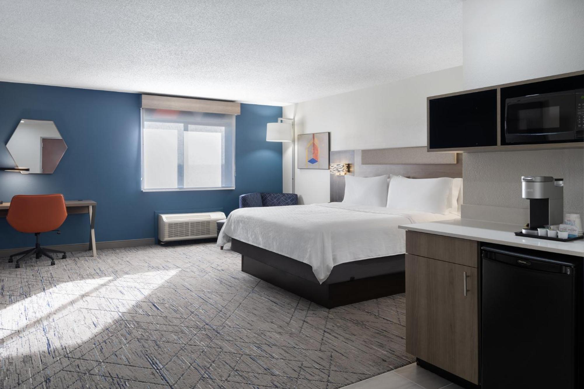 Holiday Inn Express & Suites Midwest City By Ihg Exteriör bild