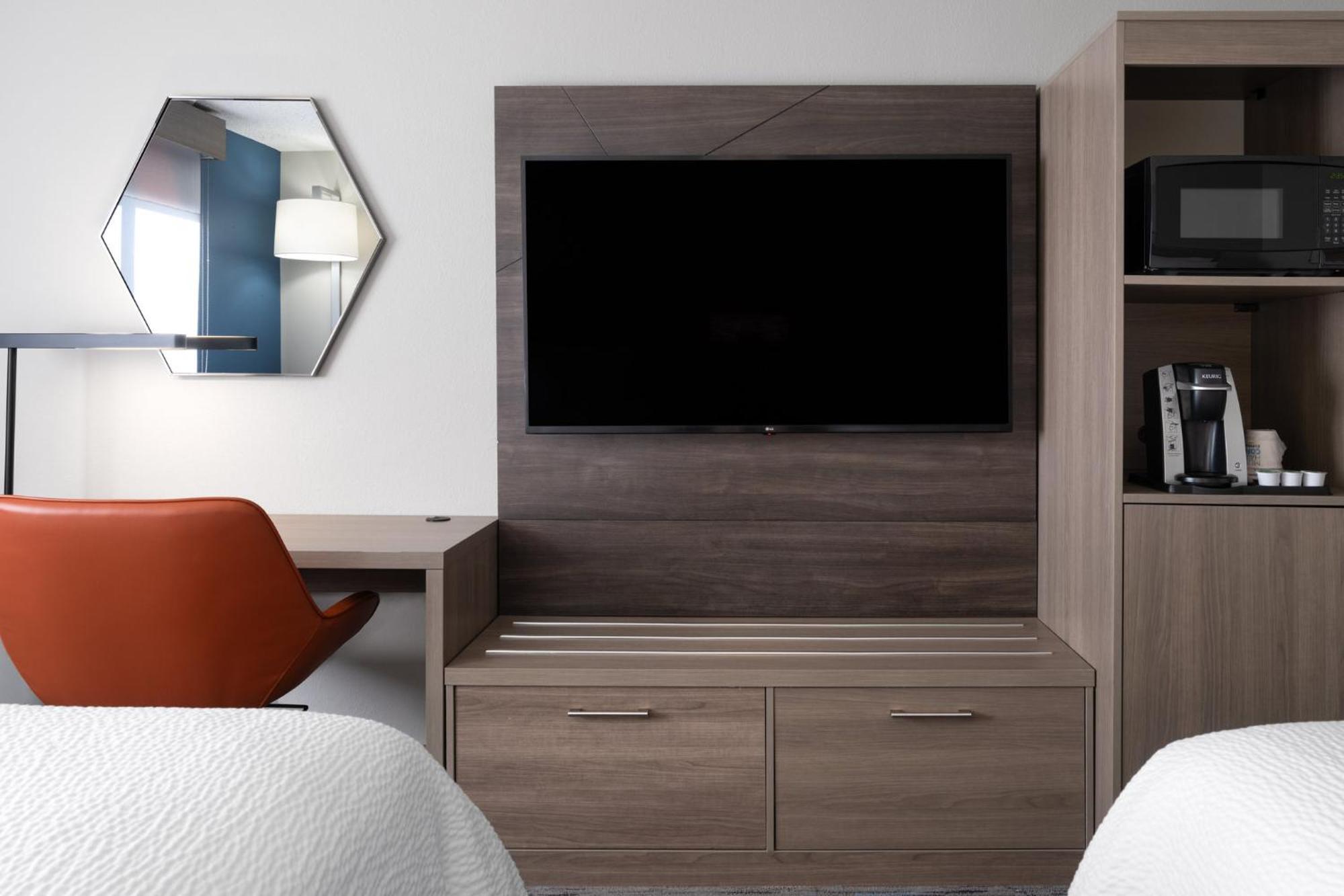 Holiday Inn Express & Suites Midwest City By Ihg Exteriör bild