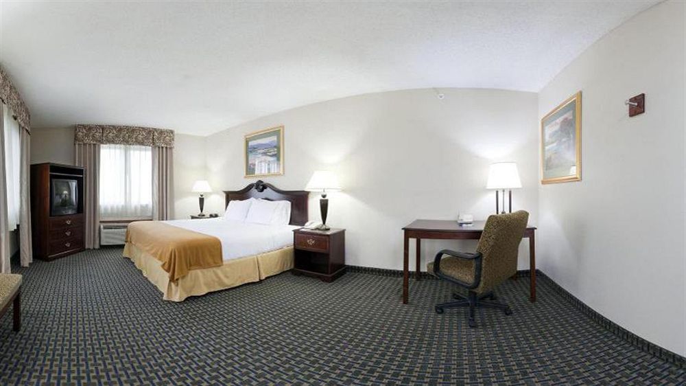 Holiday Inn Express & Suites Midwest City By Ihg Exteriör bild