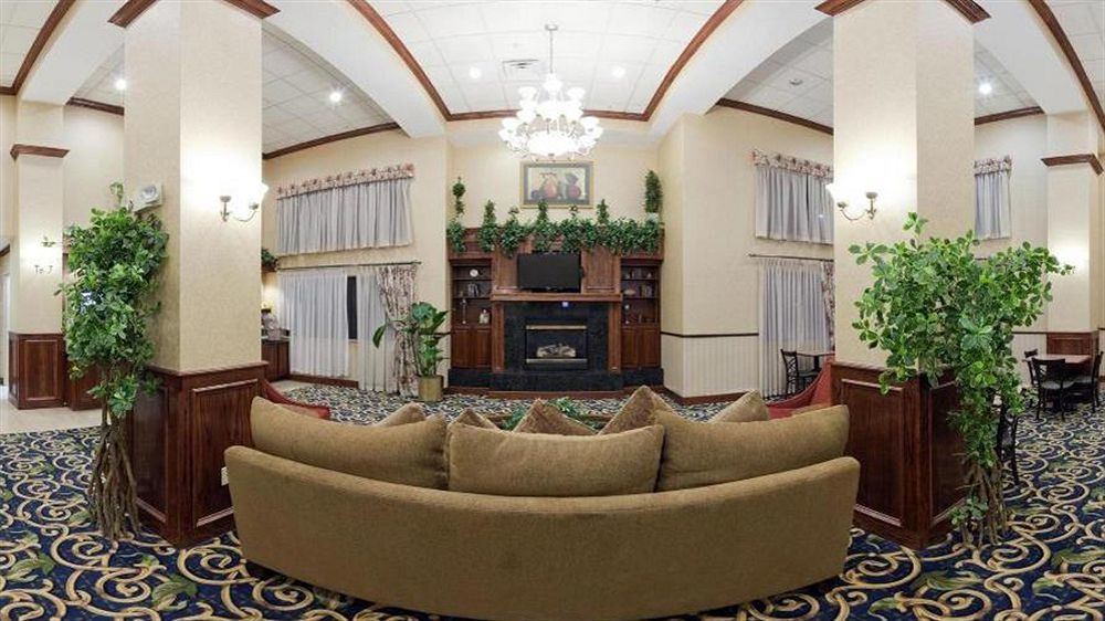 Holiday Inn Express & Suites Midwest City By Ihg Exteriör bild